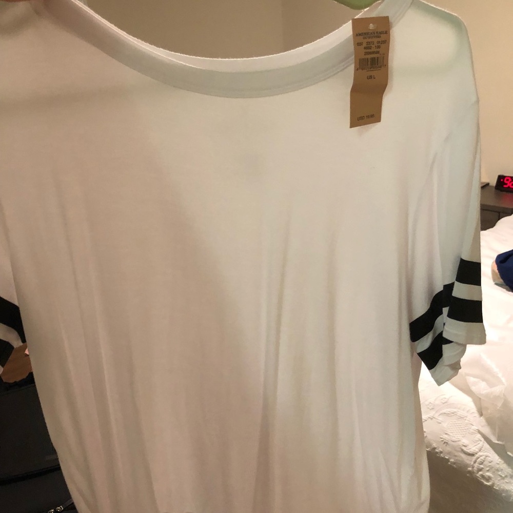 White american eagle shirt